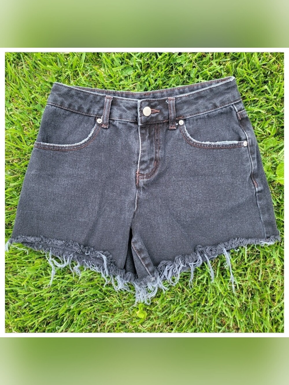 BDG A-Line Charcoal Denim Jean Shorts Raw Hem Size 25 100% Cotton